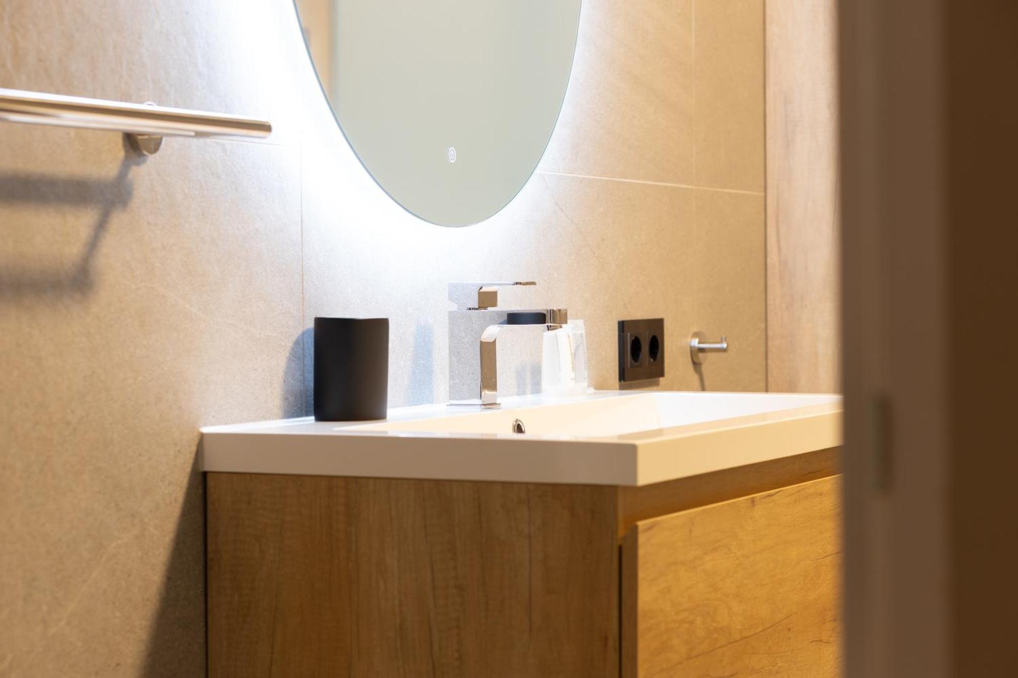 Midtown Hotel Royal Room Амстердам Екстериор снимка