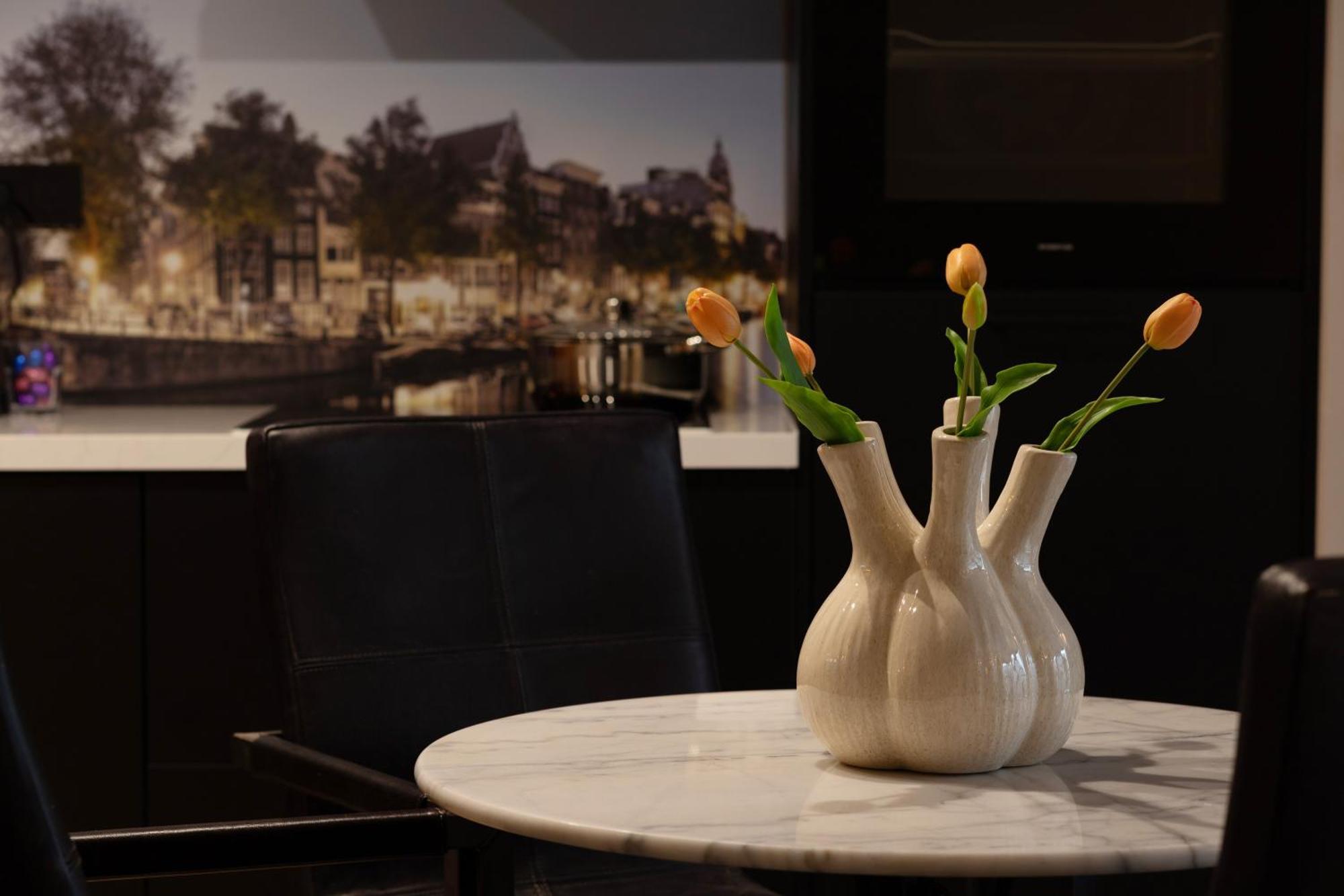 Midtown Hotel Royal Room Амстердам Екстериор снимка
